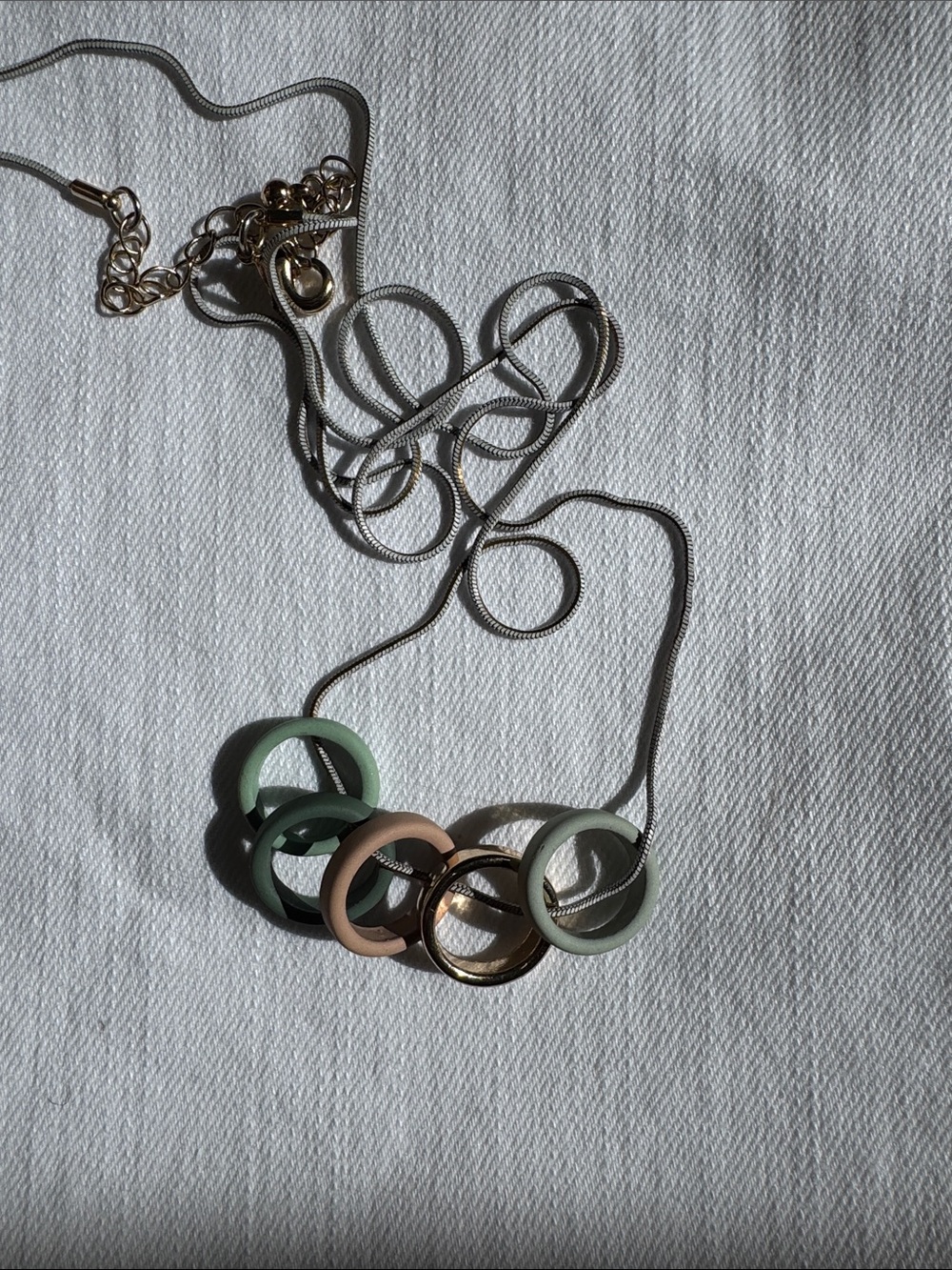 Multi-Ring Pendant Necklace in Mint, Rose and gold